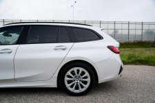BMW 318i Touring G21, Salon Polska, Bezwypadkowy, Faktura VAT Marża Warszawa - zdjęcie 12