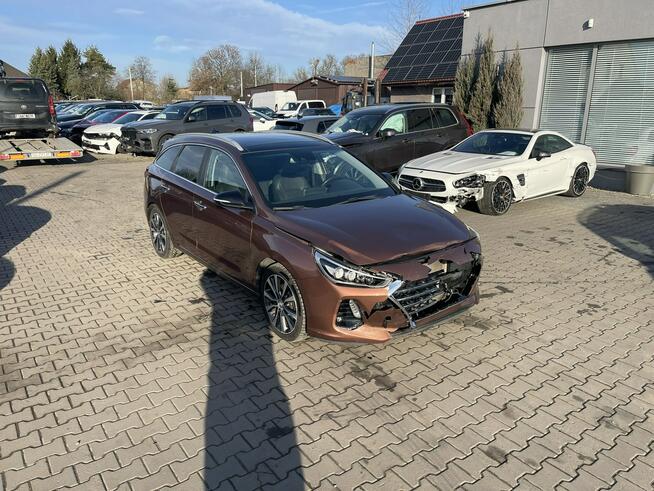 Hyundai i30 Automat Skóra Podgrzewanie Panorama Kamera LED Gliwice - zdjęcie 2
