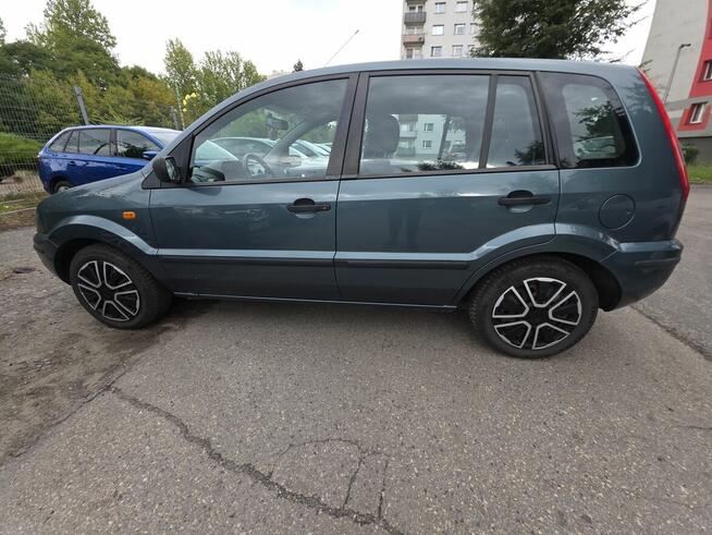 Ford Fusion 2003r. 1.6 101 KM benzyna Katowice - zdjęcie 1