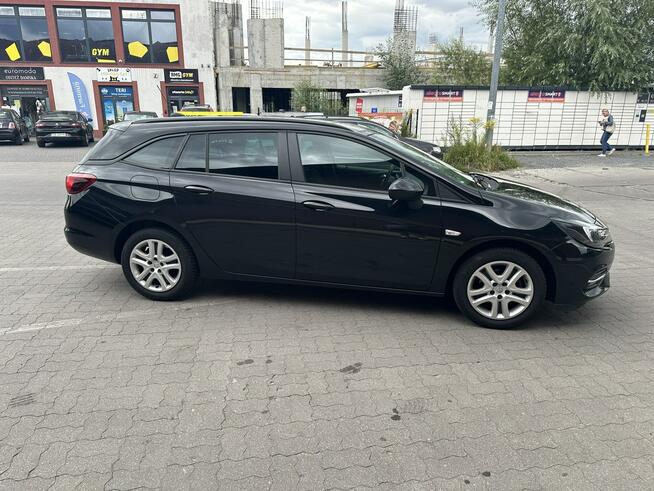 Opel Astra Sports Tourer 1,2 Turbo Jak Nowy Serwisow Bydgoszcz - zdjęcie 10