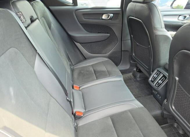 Volvo XC 40 R-Design / AWD / T5 / niski przebieg Warszawa - zdjęcie 12