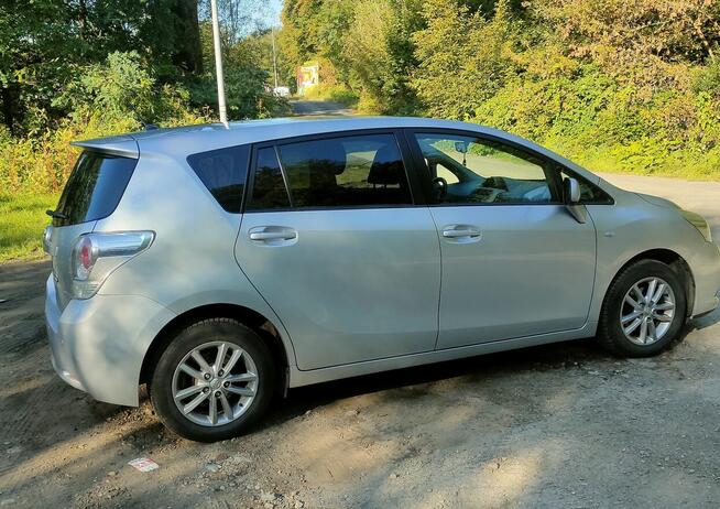 Toyota Verso 1.6 132 KM benzyna 7-os. Żywiec - zdjęcie 6