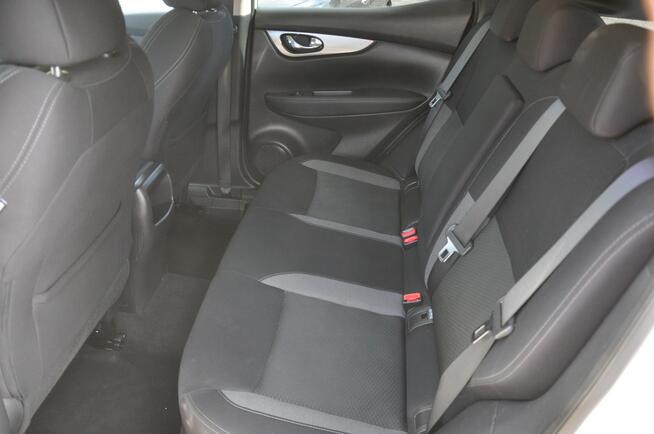 Nissan Qashqai 1.3T 160KM Automat LED Kamera 360 Navi Panorama Dąbrowa Górnicza - zdjęcie 10