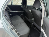 Toyota Yaris 2008 1.3 Benzyna Klima Zarejestrowany Gostyń - zdjęcie 8