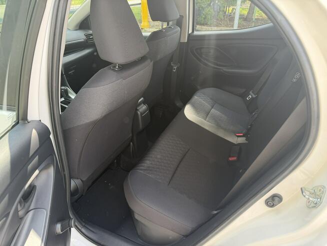 Toyota Yaris 1.5HSD 125KM Bezwypadkowy Oryginalny lakier Serwisowany Otwock Mały - zdjęcie 12