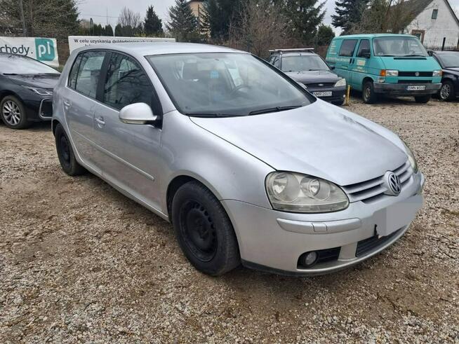 2.0 TDI fajny srebrny Golfik Fasty - zdjęcie 3