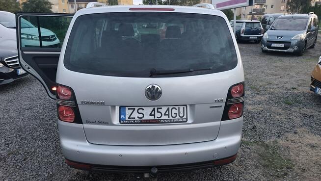 Volkswagen Touran 1,9 TDI 105KM 235tys.km/Kamera Navi/Alu/Super Szczecin - zdjęcie 7
