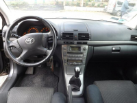 Toyota Avensis Słupsk - zdjęcie 6