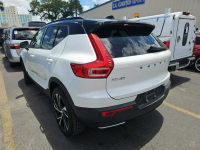 Volvo XC 40 R-Design / AWD / niski przebieg Wrocław - zdjęcie 5