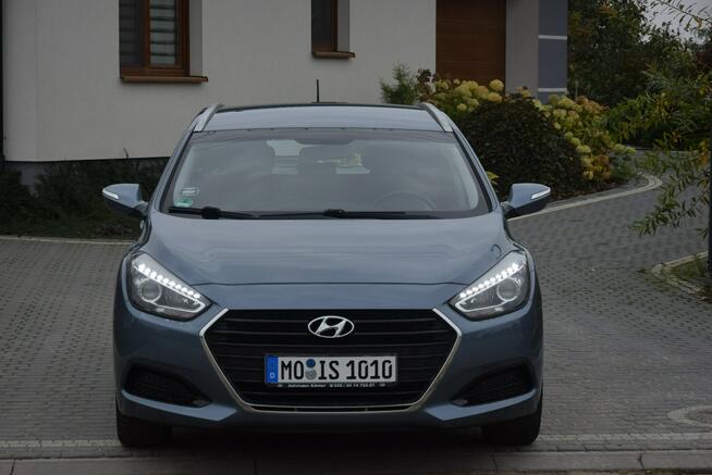 Hyundai i40 1.6B 2015r Lift Led Klima Serwisowany Sprowadzony Majdan Sieniawski - zdjęcie 2