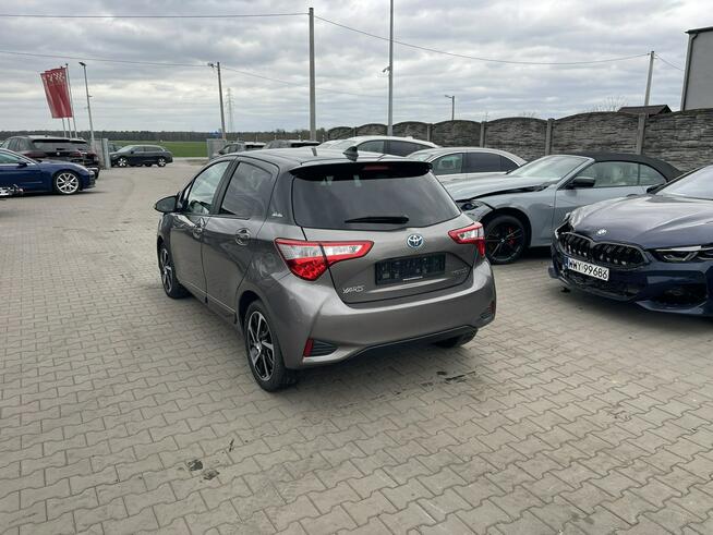Toyota Yaris Selection Automat Hybryda Klimatronik Kamera Gliwice - zdjęcie 4
