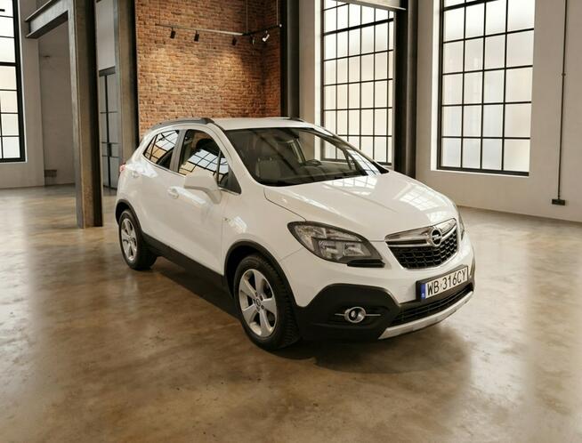 Opel Mokka Bezwypadkowy bardzo zadbany skóry LED rok gwarancji hak Kraków - zdjęcie 9