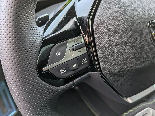 Peugeot 408 1.2T mHEV GT Exclusive RP2026 OD RĘKI/Szklany Dach Piła - zdjęcie 11