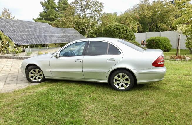 Mercedes-Benz Klasa E Mercedes-Benz E 220 – Zadbany, Bezwypa Poznań - zdjęcie 3