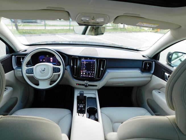 Volvo XC 60 z Gwarancją Bezwypadkowości BLiS Pakiet Zimowy Kamera Żyrardów - zdjęcie 8
