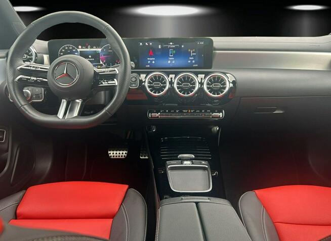 Mercedes CLA 220 4MATIC, AMG Premium Plus, rabat 76 410 zł Warszawa - zdjęcie 10