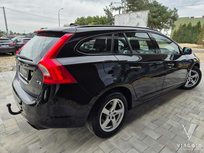 V60 2.0 Linje Svart 152KM NAVI skóra FULL LED  bezwypadek SERWIS 2018 Tychy - zdjęcie 3