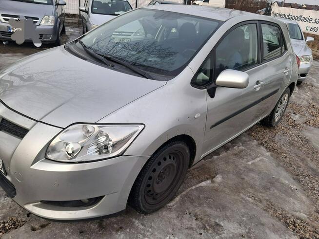 2.0 D4D ładny Auris Tanie Auta Fasty Szosa Knyszyńska 49 Fasty - zdjęcie 2