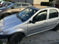 Dacia Logan Salon RP, niezawodna benzyna, niski przebieg, centr. zamek Wejherowo - zdjęcie 9