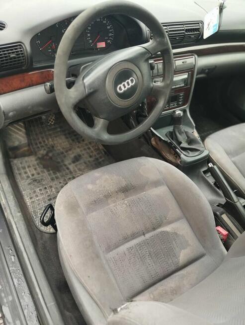 Audi A4 B5 1.6 BENZYNA+GAZ.PALI, JEŹDZI, WYMAGA WKŁADU Kielce - zdjęcie 7