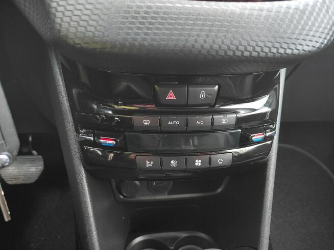 Peugeot 2008 1.5 BlueHDI 120 KM Automat Oryginalny Przebieg Twardów - zdjęcie 10