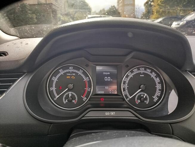 Skoda Octavia benzyna, klimatyzacja Gdynia - zdjęcie 4