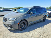 Chrysler Pacifica / Bogata wersja / automat / niski przebieg