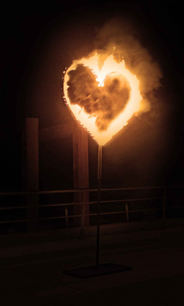 Widowiskowy pokaz fireshow na weselu Podgórze - zdjęcie 11