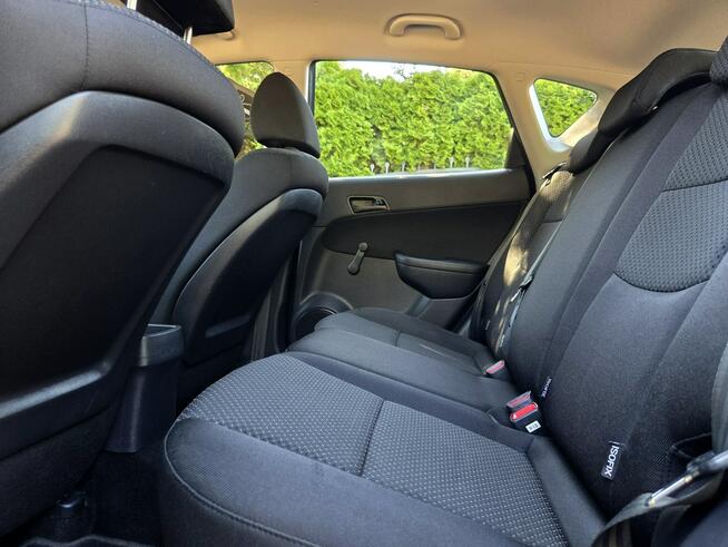 Hyundai i30 HB 1.6CRDI 90KM 2011r Klima, Długie Opłaty Tychy - zdjęcie 12