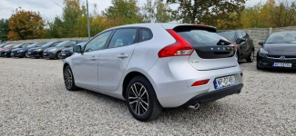 Volvo V40 D2 Momentum Płock - zdjęcie 7