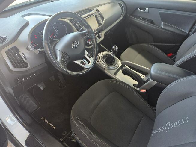 Kia Sportage 2015r Benzyna 135 KM Alu Navi z GWARANCJĄ Kadłubówka - zdjęcie 7