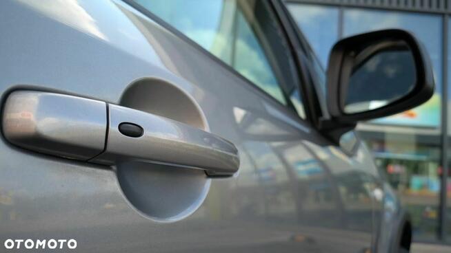 Suzuki SX4 Poręba - zdjęcie 12