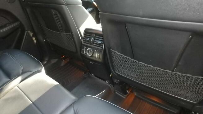 Sprzedam Mercedes ML 550 Otwock - zdjęcie 12