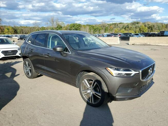 Volvo XC 60 T5 AWD Momentum Sękocin Nowy - zdjęcie 2