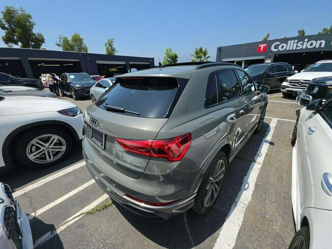 Audi Q3 Quattro / S-Line / niski przebieg Warszawa - zdjęcie 3