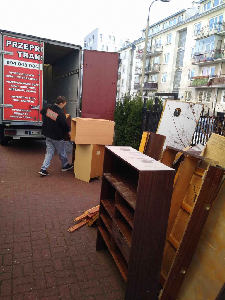 WYWÓZ MEBLI AGD wynoszenie mebli opróżnianie mieszkań piwnic domów Praga-Południe - zdjęcie 5