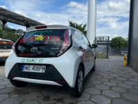 Toyota Aygo 2017 rok Toruń - zdjęcie 4