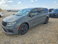 Chrysler Pacifica LIMITED / pakiet S / Hybryda