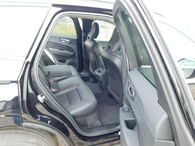 Volvo XC 60 z Gwarancją Bezwypadkowy Model 2022r Żyrardów - zdjęcie 7