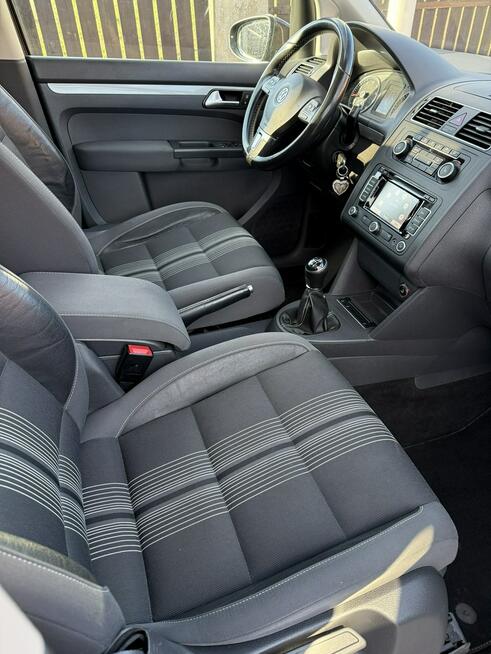 Volkswagen Touran 1,2 tsi 105 ps ładny zarejestrowany 7 osobowy Bolesławiec - zdjęcie 5