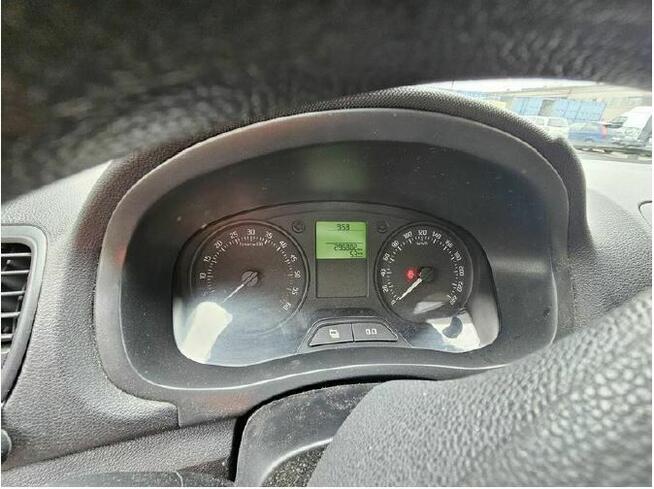 Skoda Fabia II – sprzedaż syndyka Brzezie - zdjęcie 8