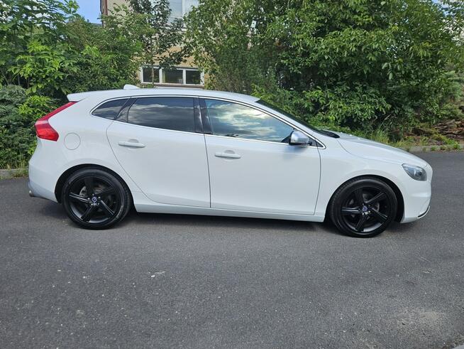 Volvo V60 R-Design* Bardzo Ładne i Zadbane* Rok GWARANCJI Opoczno - zdjęcie 5