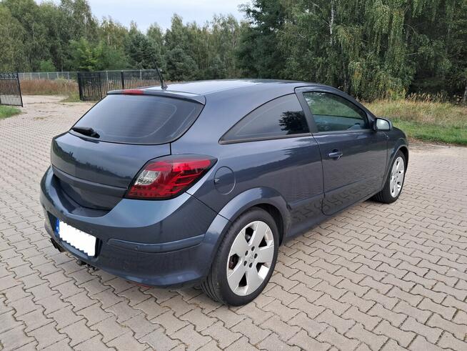 Opel ASTRA H 1.4i 90 KM rok 2008 Turek - zdjęcie 4