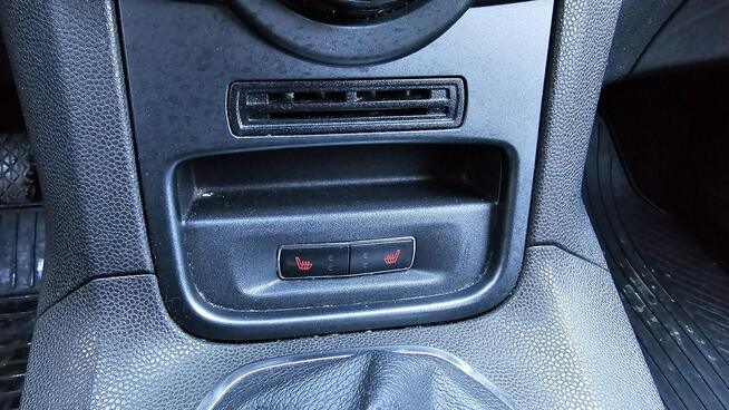 Ford Fiesta 1,3 pb * ładna* Chełm Śląski - zdjęcie 12