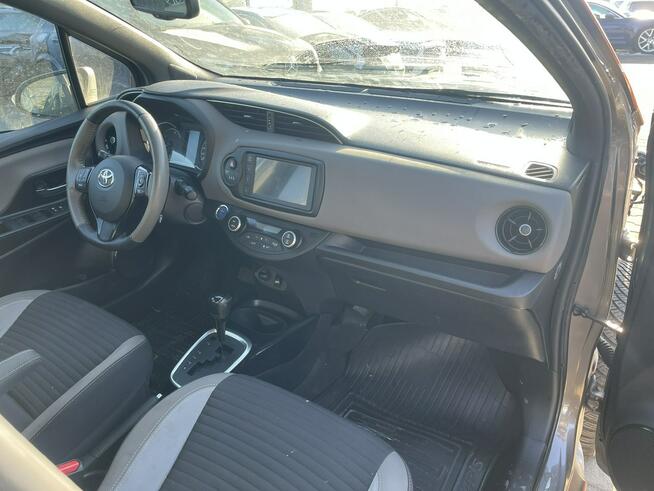 Toyota Yaris Selection Automat Hybryda Klimatronik Kamera Gliwice - zdjęcie 9