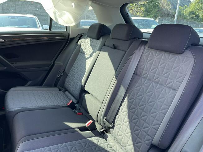 Volkswagen Tiguan Automat Klimatronik Parktronik Gliwice - zdjęcie 12