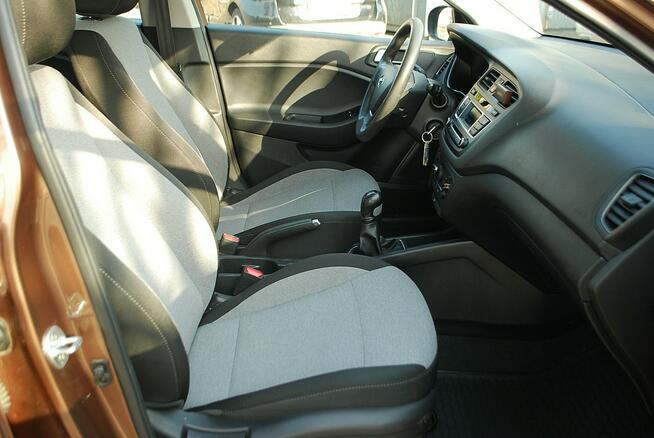 Hyundai i20. 1,2 benzyna. Salon Polska. Słupsk - zdjęcie 9