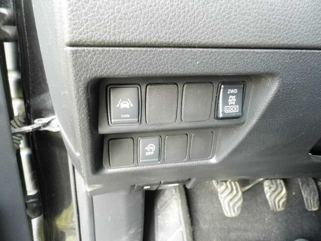 Nissan Qashqai 1,6  4x4 salon polska Łódź - zdjęcie 11