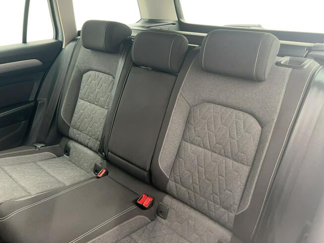 Volkswagen Passat 1.5 TSI EVO Business DSG Kombi Warszawa - zdjęcie 12