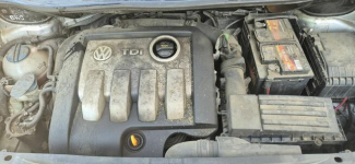 VW TOURAN 1900 TDI-105 KM. Głogów - zdjęcie 8